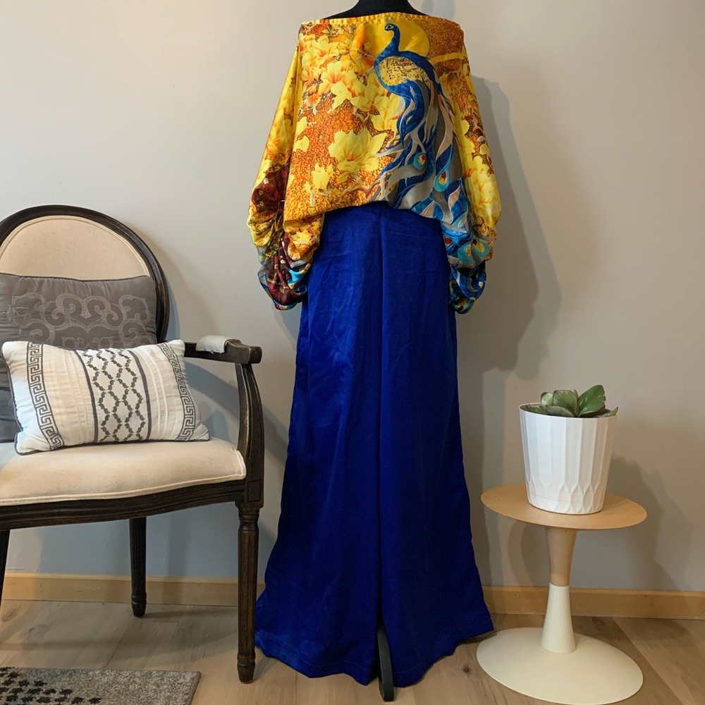 Dorma Plazzo Pants

AC 0226

ALL REASONABLE OFFERS ACCEPTED